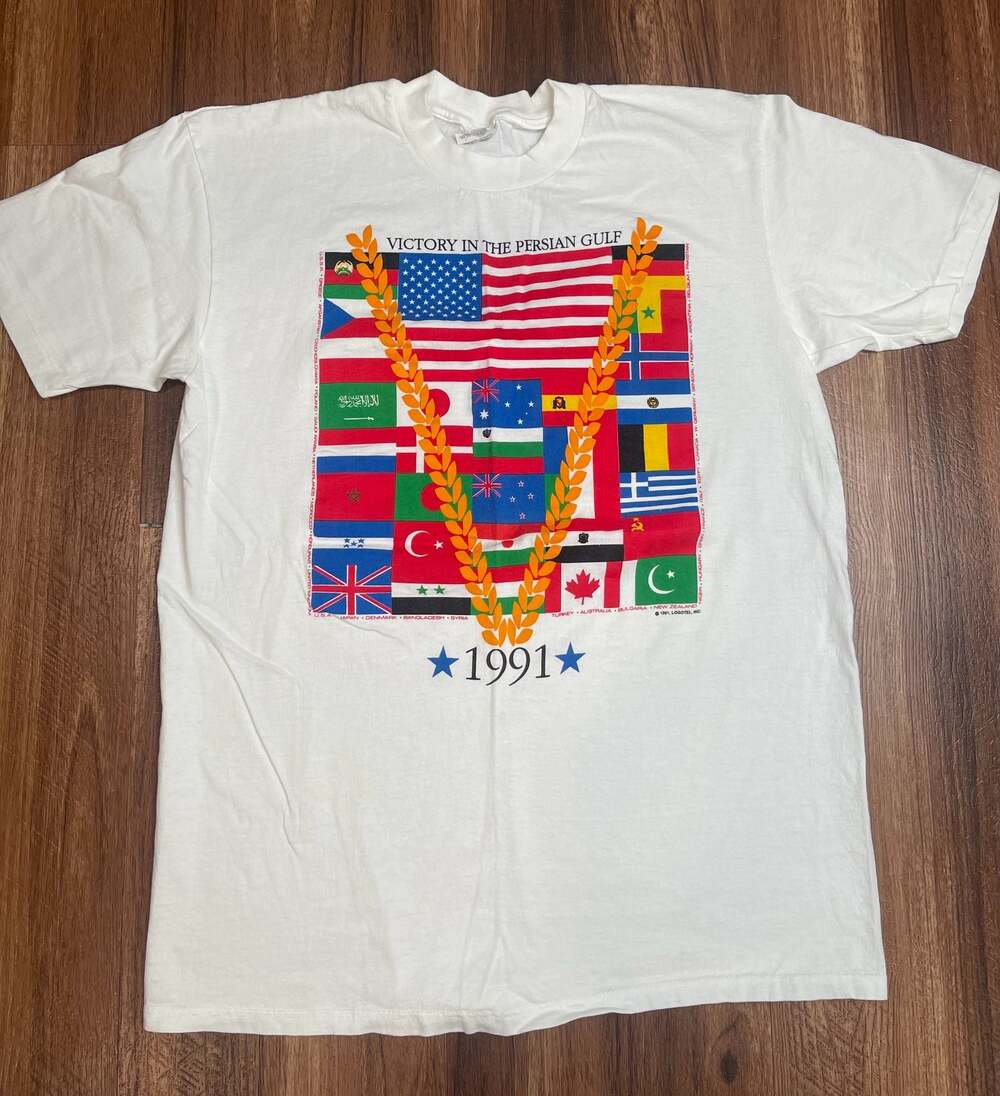Vintage 1991 Victory in the Persian Gulf T-Shirt Stedman Super Hi-Cru